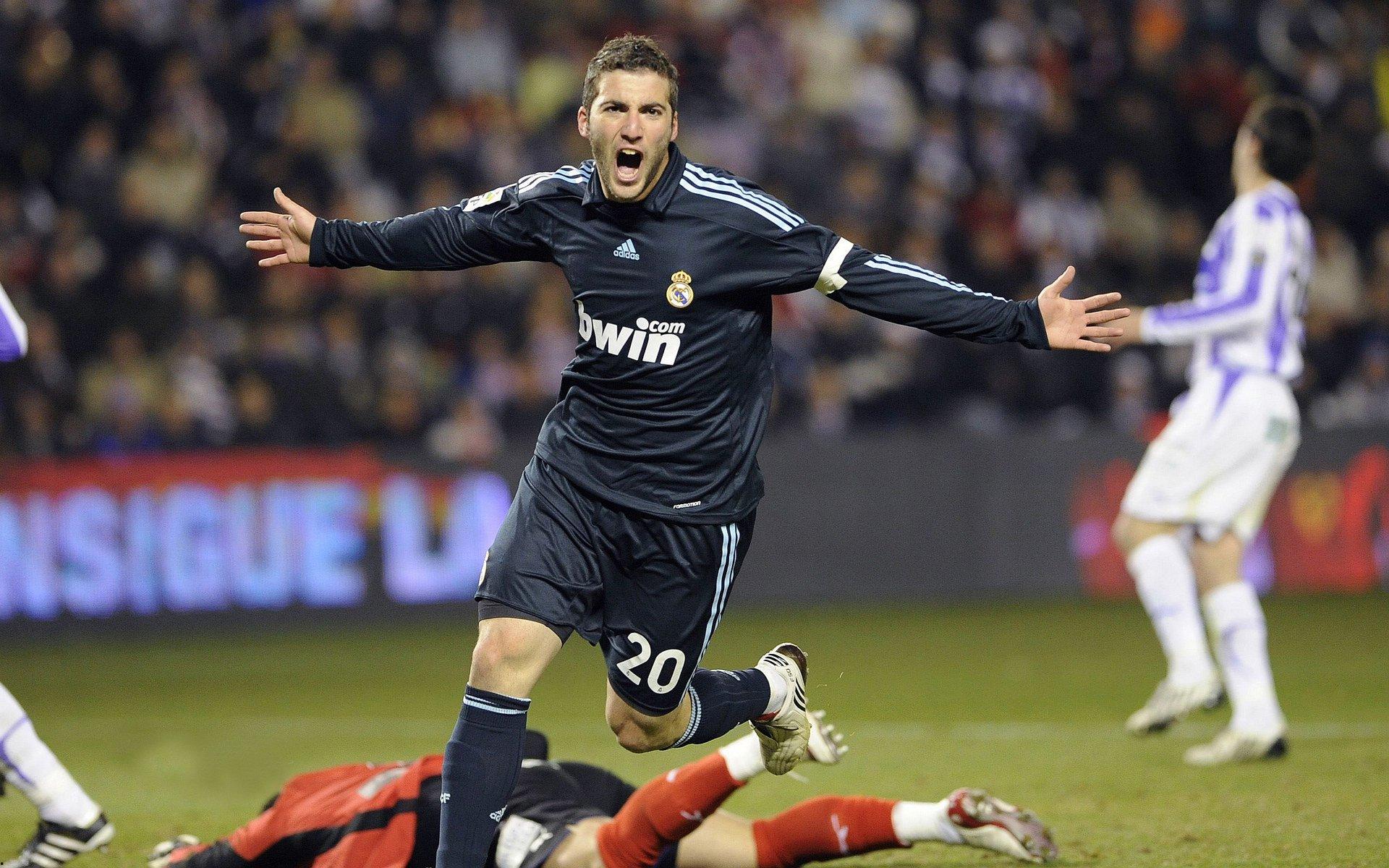 霍安迎战旧主坦言对决总显特别，誓言倾尽全力奉献精彩表现